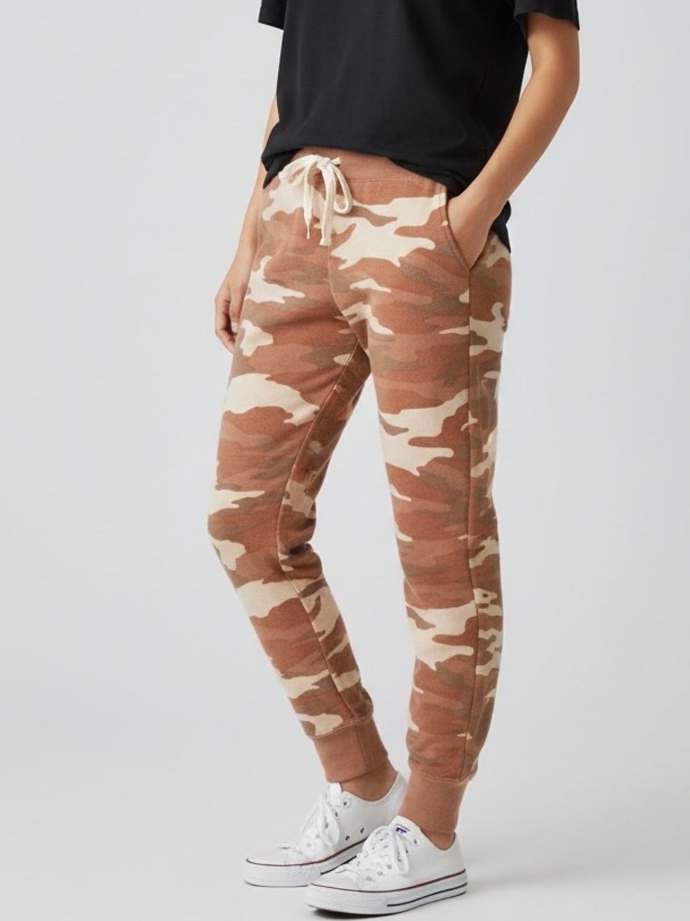 Aerie | Peach & Ivory Camouflage Print Joggers Pants SIze Medium